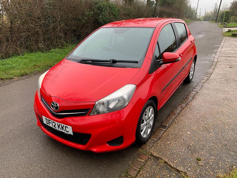 TOYOTA YARIS