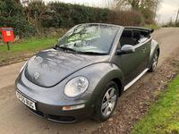 VOLKSWAGEN BEETLE