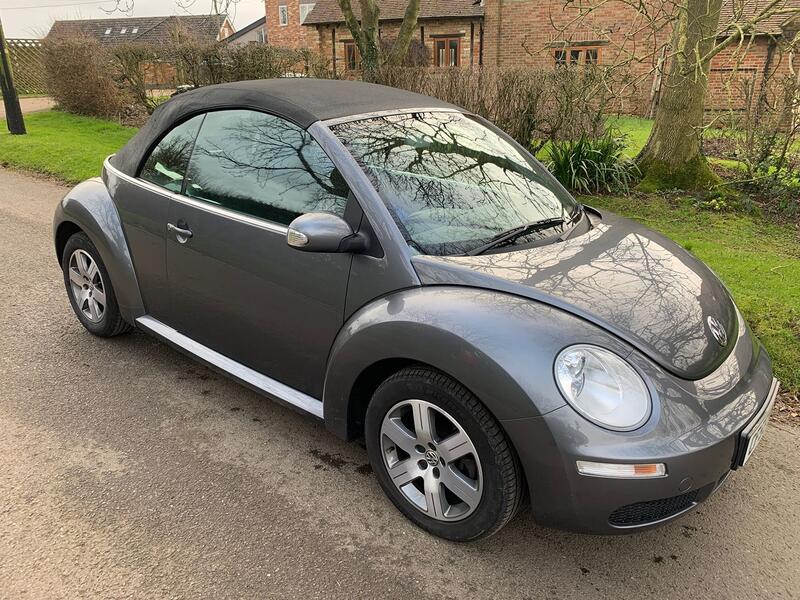 VOLKSWAGEN BEETLE