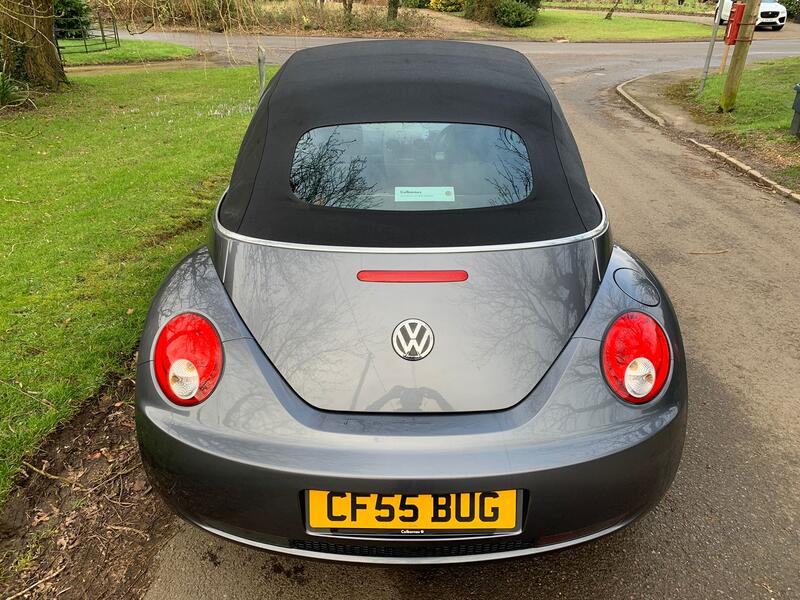 VOLKSWAGEN BEETLE