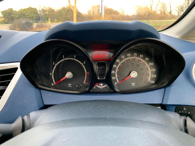 FORD FIESTA