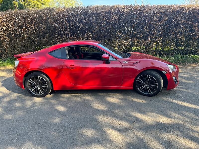 TOYOTA GT86