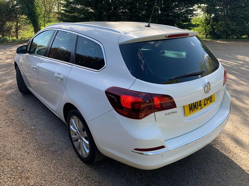 VAUXHALL ASTRA