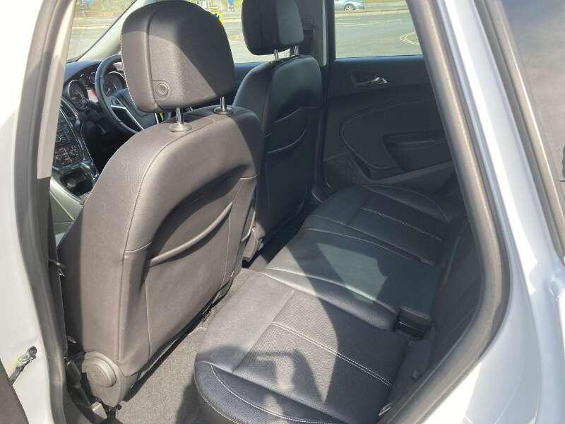 VAUXHALL ASTRA