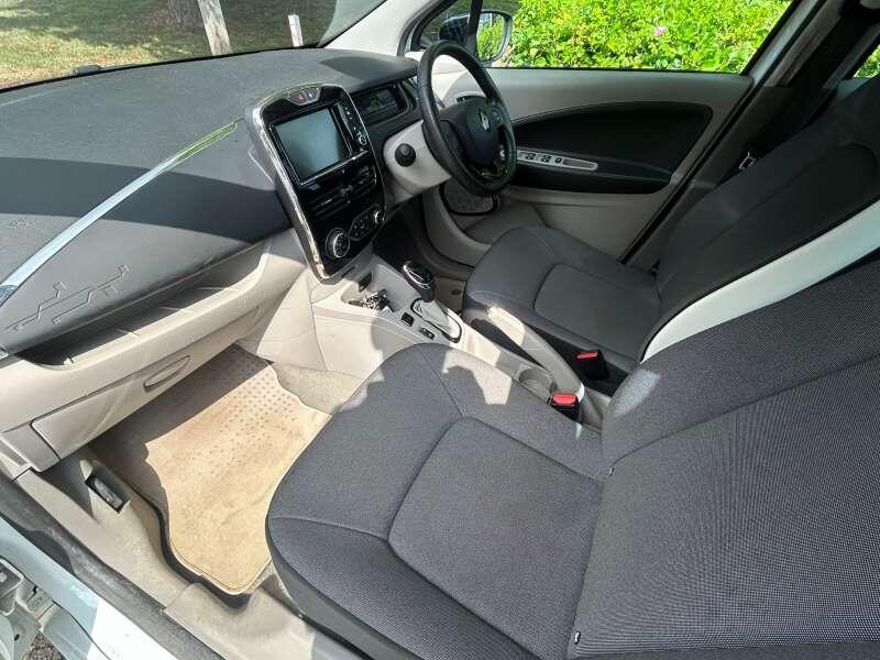 RENAULT ZOE